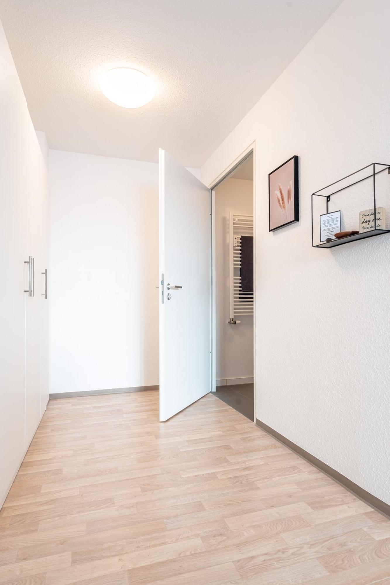 Neu☆Business Apartment☆Messe/Airport☆Tiefgarage Leinfelden-Echterdingen Room photo